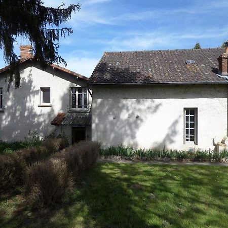 L'esquilon Chambre d'hôte Thiat Exterior foto