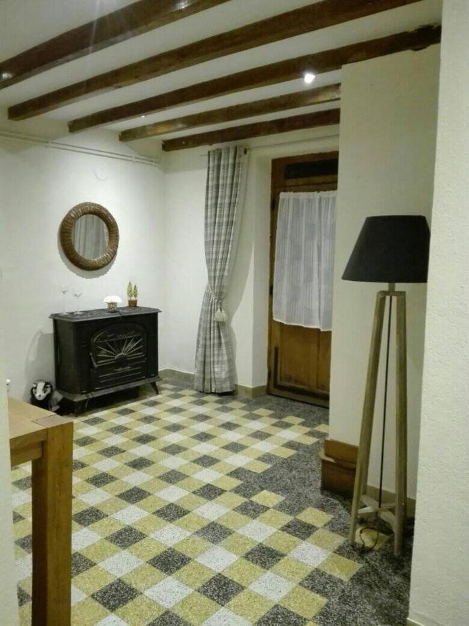 L'esquilon Chambre d'hôte Thiat Exterior foto